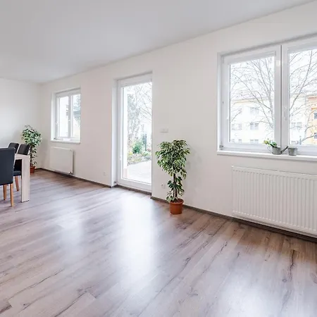 Private Luxury Apartments Frymburk Room photo